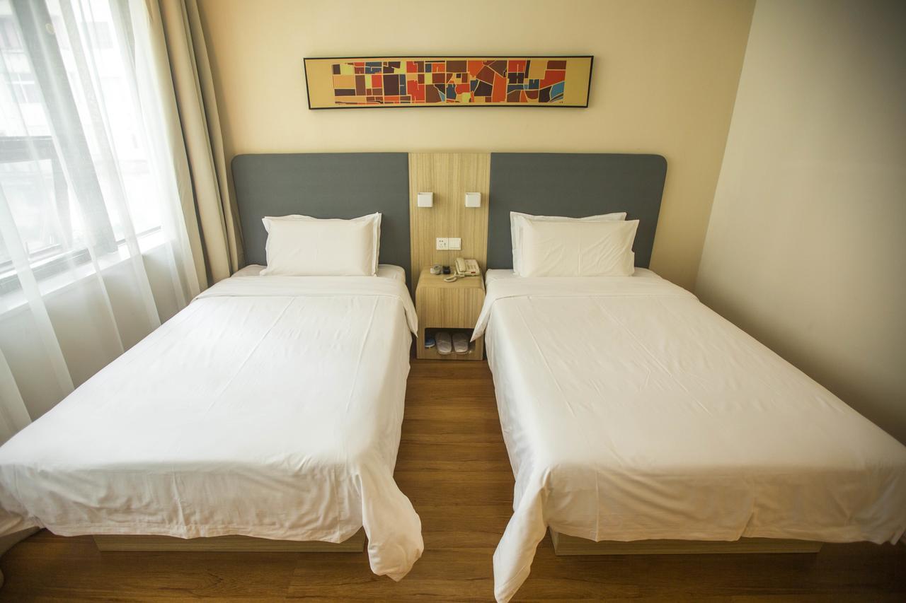 Hanting Premium Hotel Shanghai Plaza 66 Exterior photo